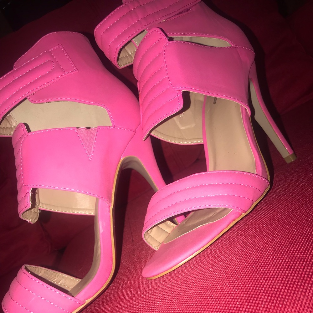 Hot pink strap heels women’s size 8.5